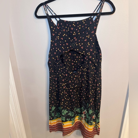 FARM Rio peach print mini dress with back button detail - Picture 2 of 5